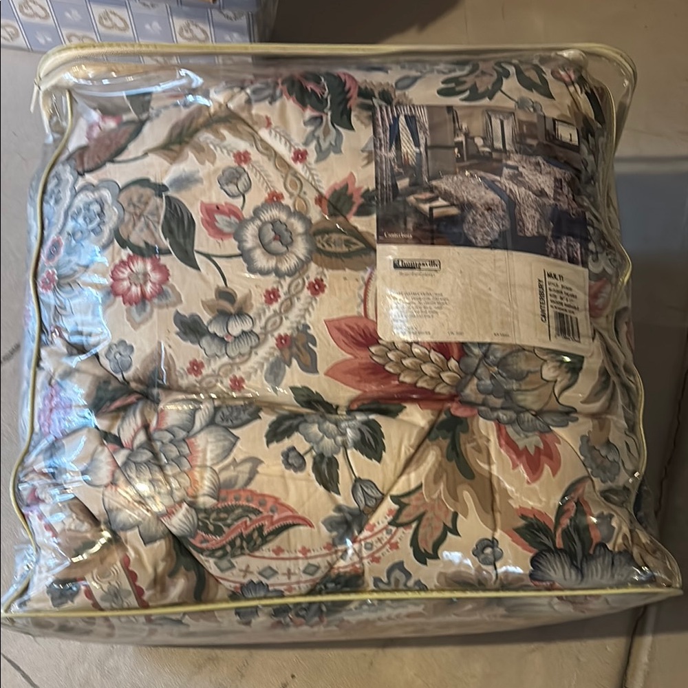 Floral Comforter Set